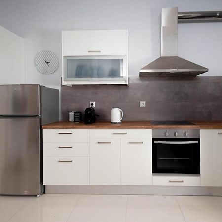 Twin Lofts Ταξιαρχών, A Kalamatastay Property ภายนอก รูปภาพ