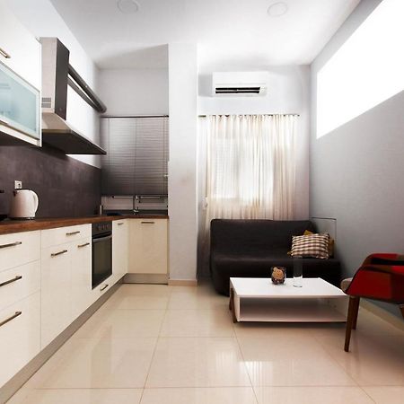 Twin Lofts Ταξιαρχών, A Kalamatastay Property ภายนอก รูปภาพ