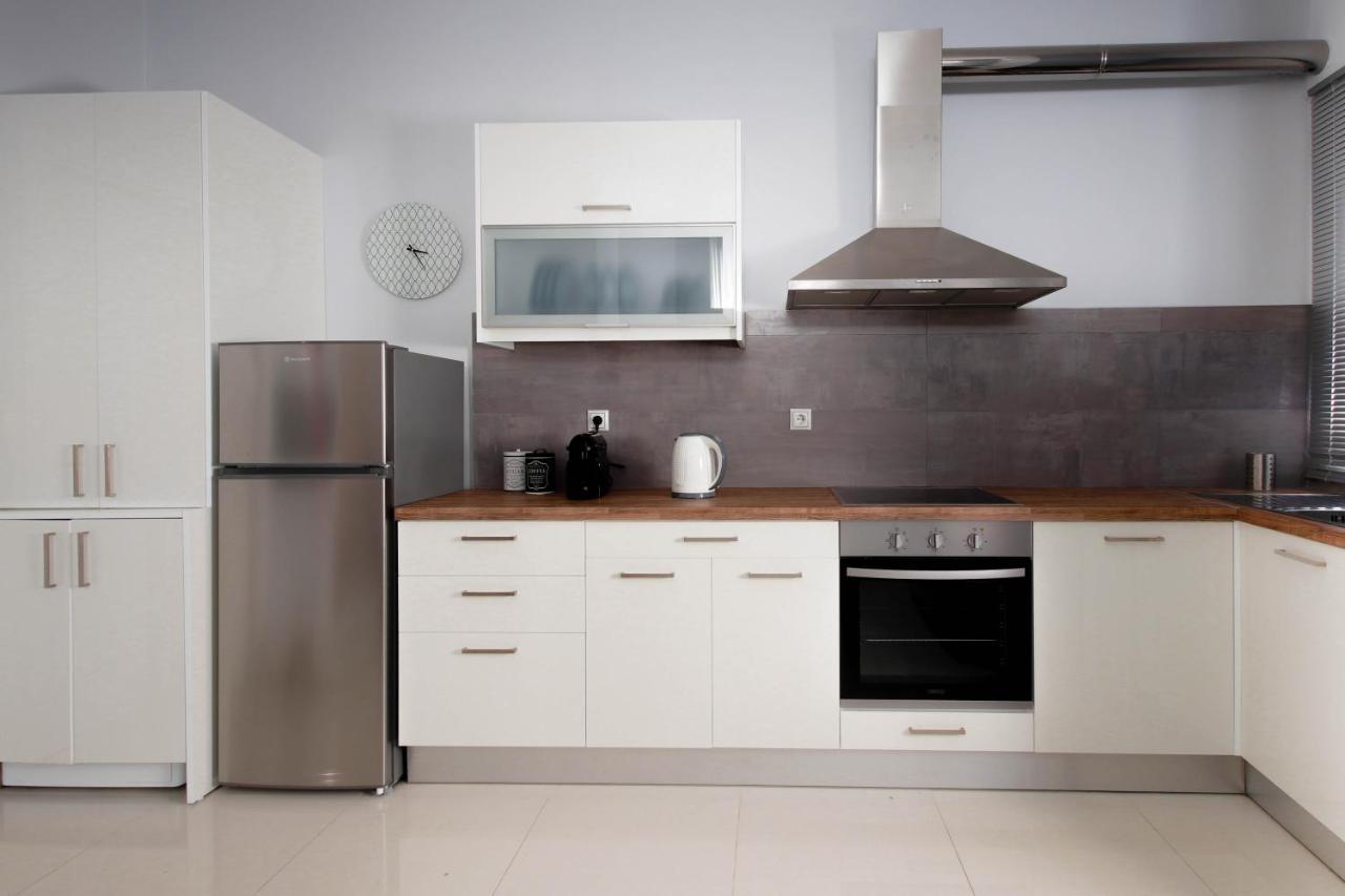 Twin Lofts Ταξιαρχών, A Kalamatastay Property ภายนอก รูปภาพ