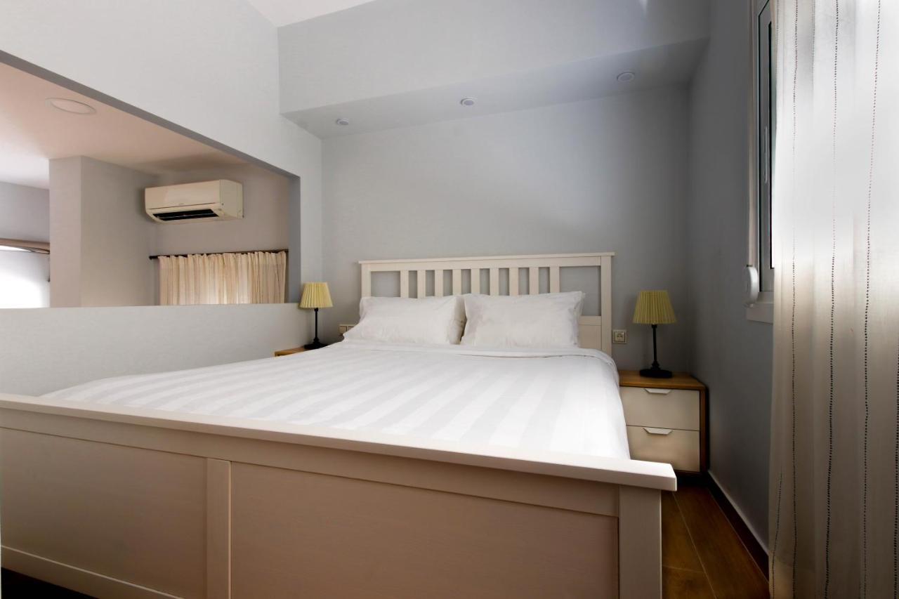 Twin Lofts Ταξιαρχών, A Kalamatastay Property ภายนอก รูปภาพ