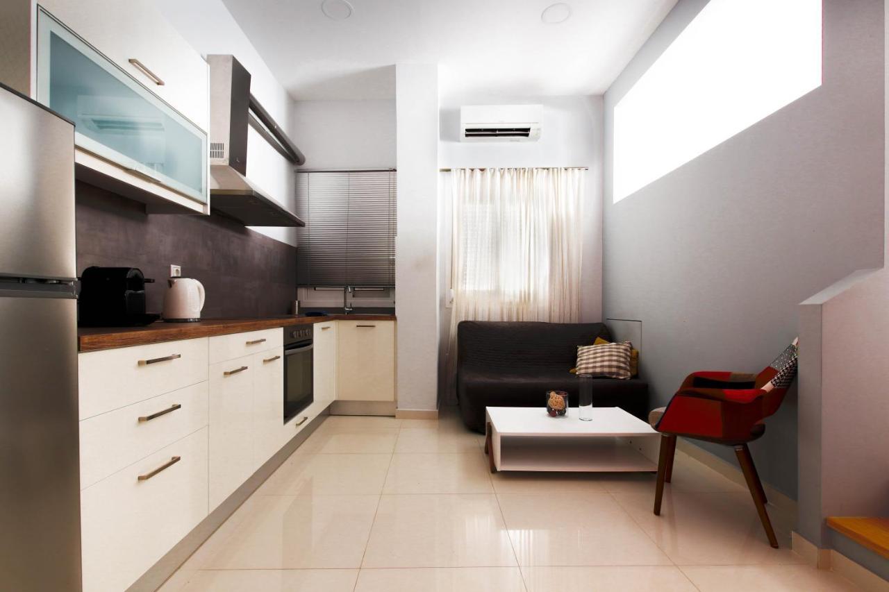 Twin Lofts Ταξιαρχών, A Kalamatastay Property ภายนอก รูปภาพ